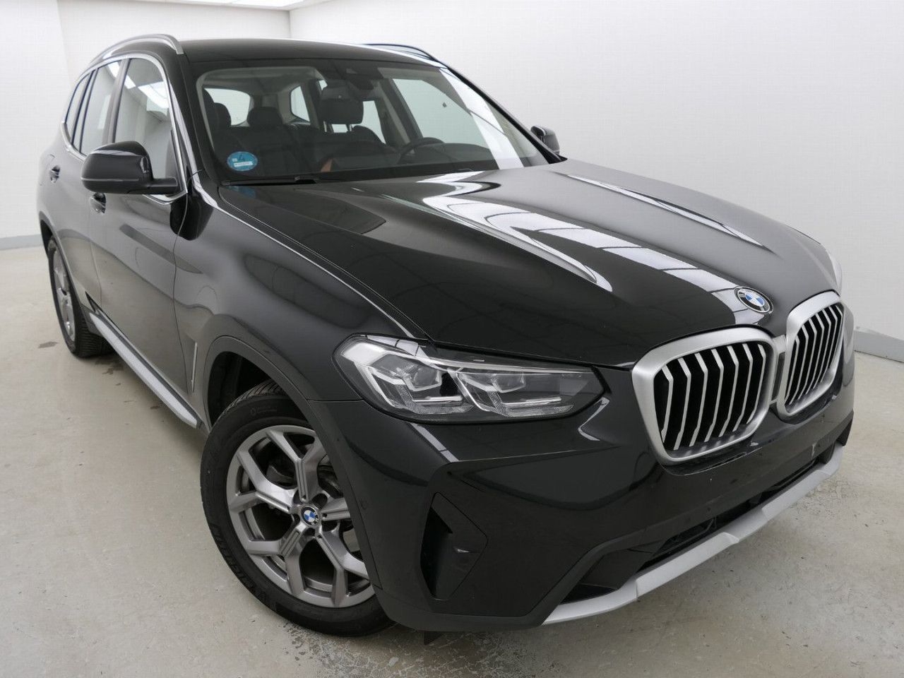 BMW X3 xDrive20i St+Go - Samsaru's Car Outlet