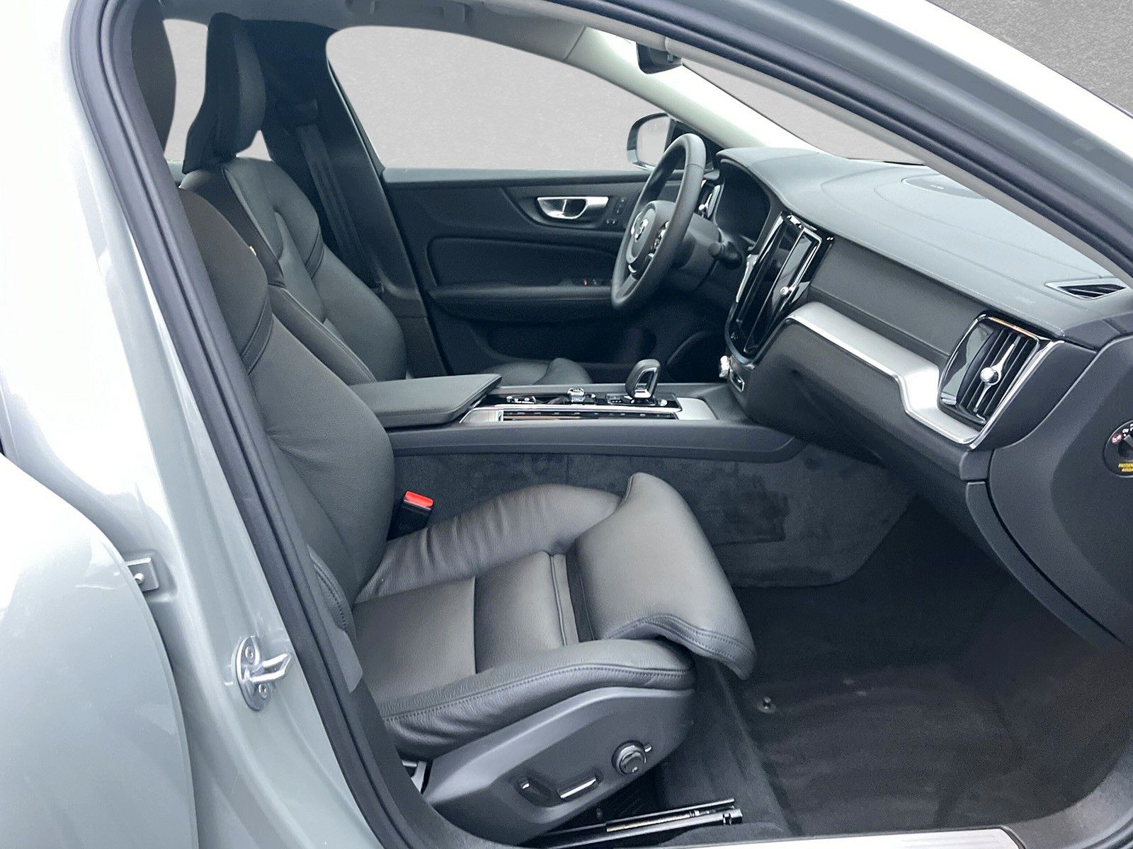 Volvo S60 B5 AWD Mild-Hybrid Ultimate Dark ACC BLIS SD