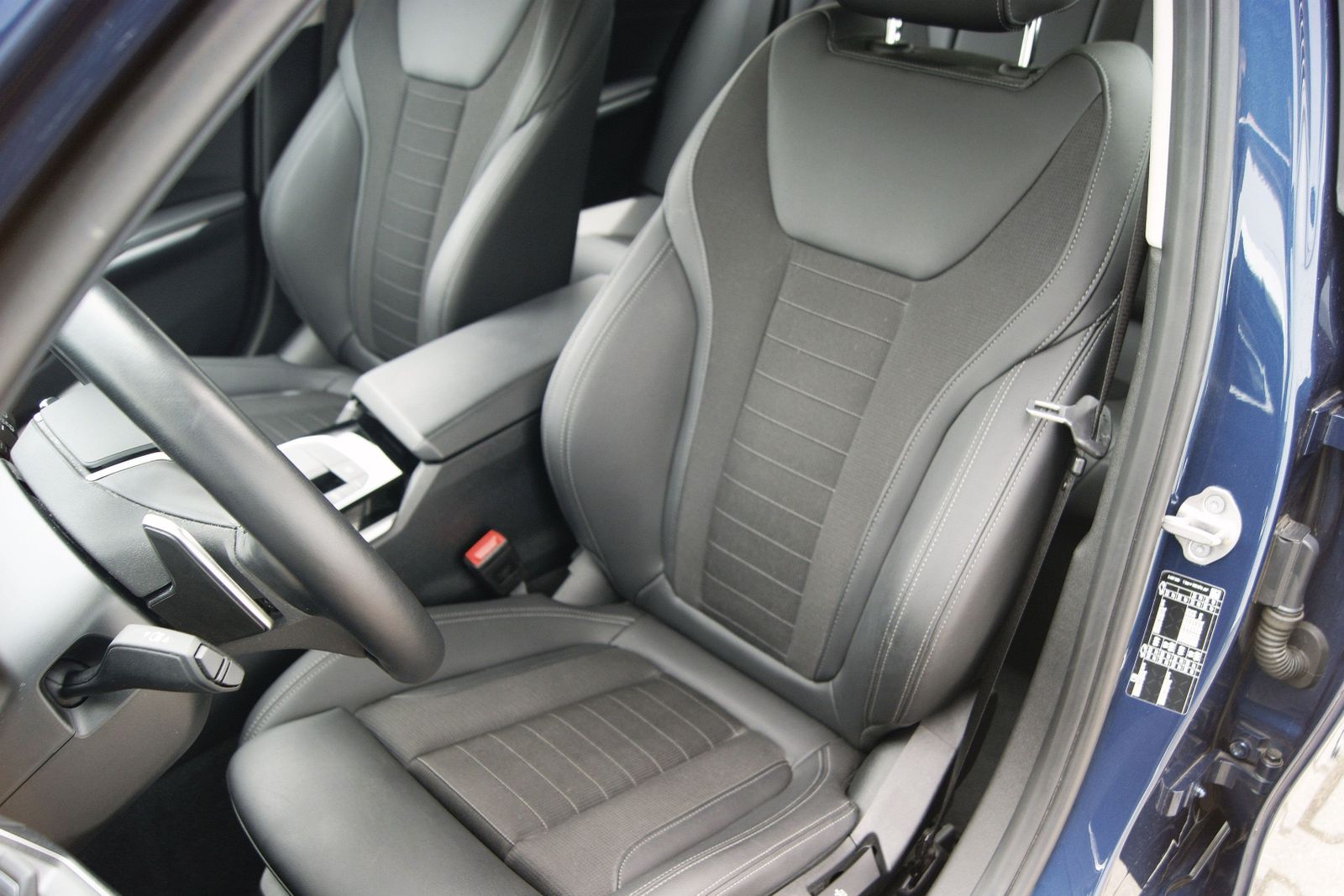 BMW 320i TOUR SPORT - Samsaru's Car Outlet