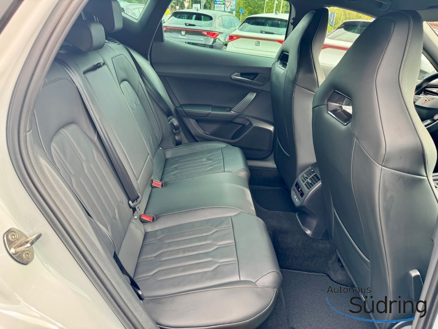 Cupra Formentor 2,0 TSI VZ 4DRIVE DSG Leder Akrapovic