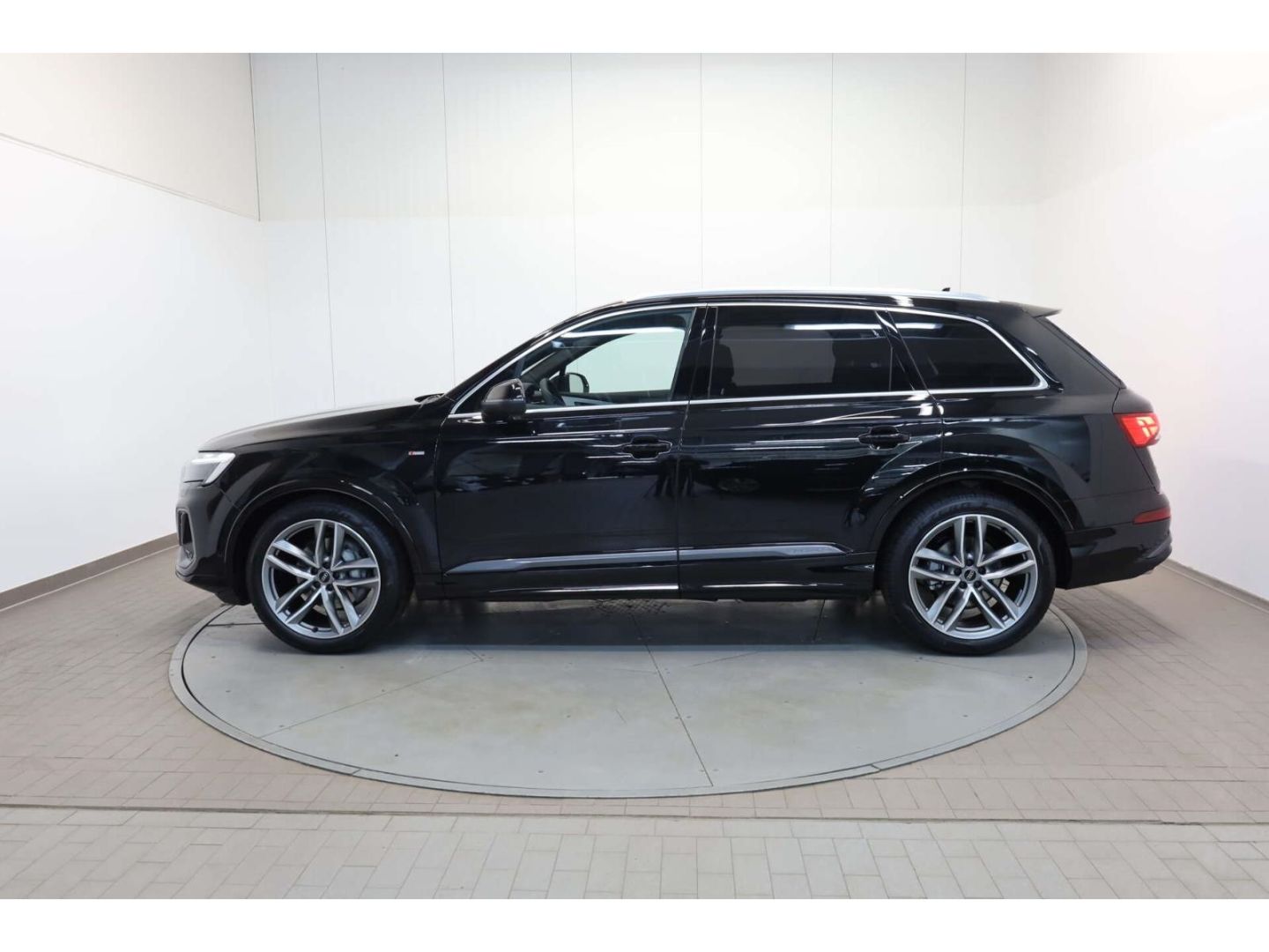 Audi Q7 50 TDI quattro S line