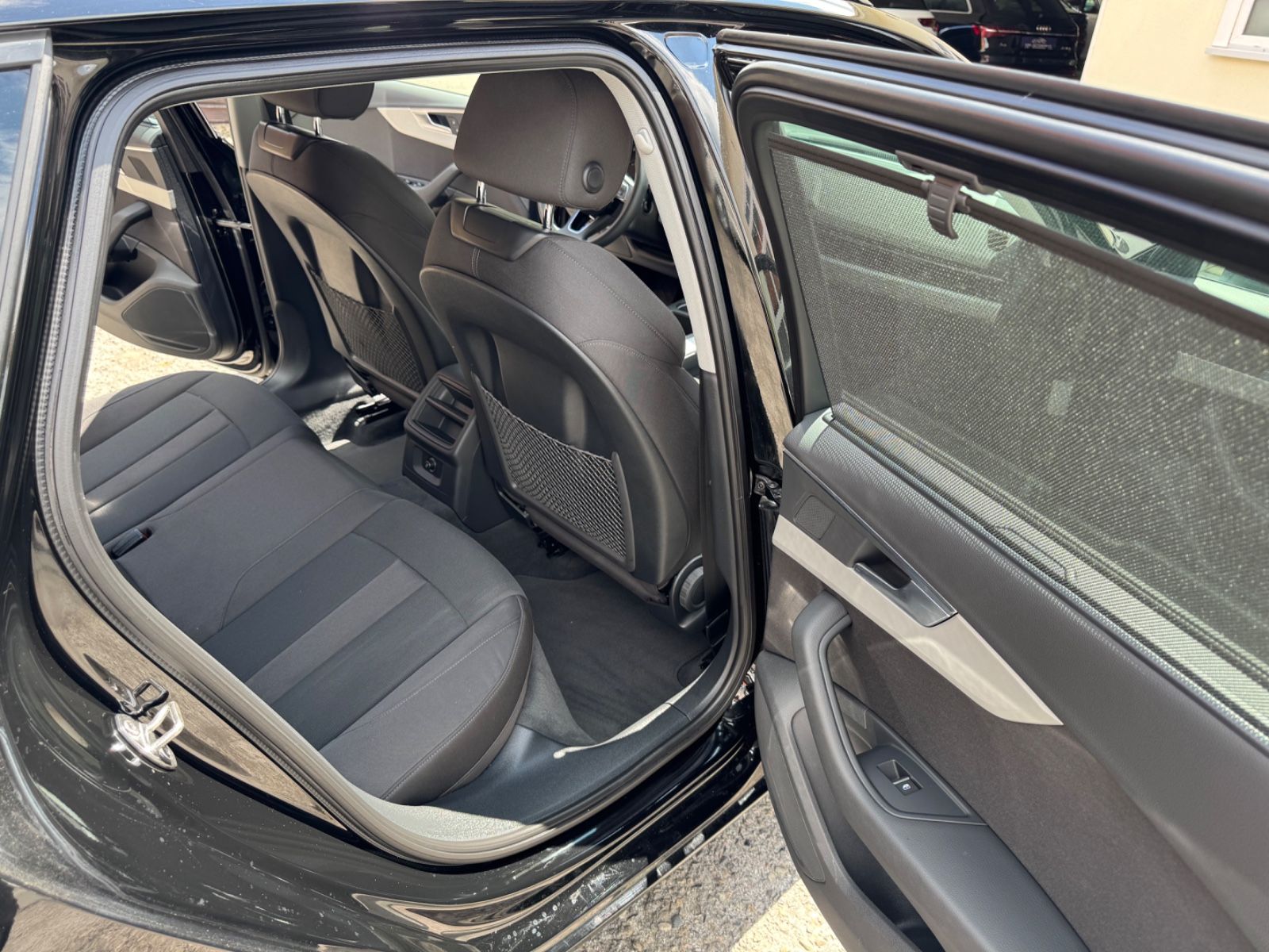 Audi A4 Avant 35 TDI S-Tronic - Samsaru's Car Outlet