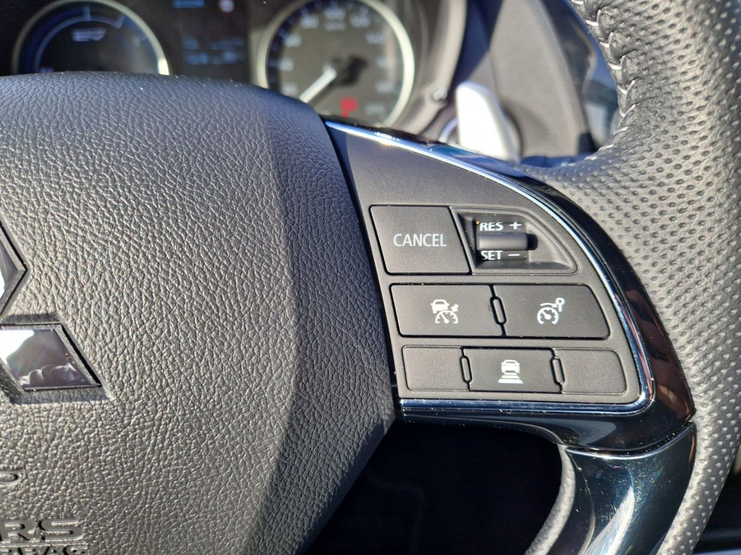 Mitsubishi Eclipse Cross Plug-In Hybrid Select Black Garant