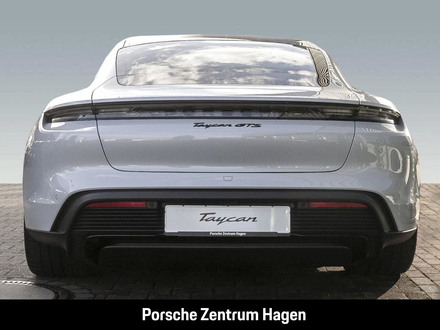Porsche Taycan GTS HA-Lenkung Beifahrerdisplay Head-Up