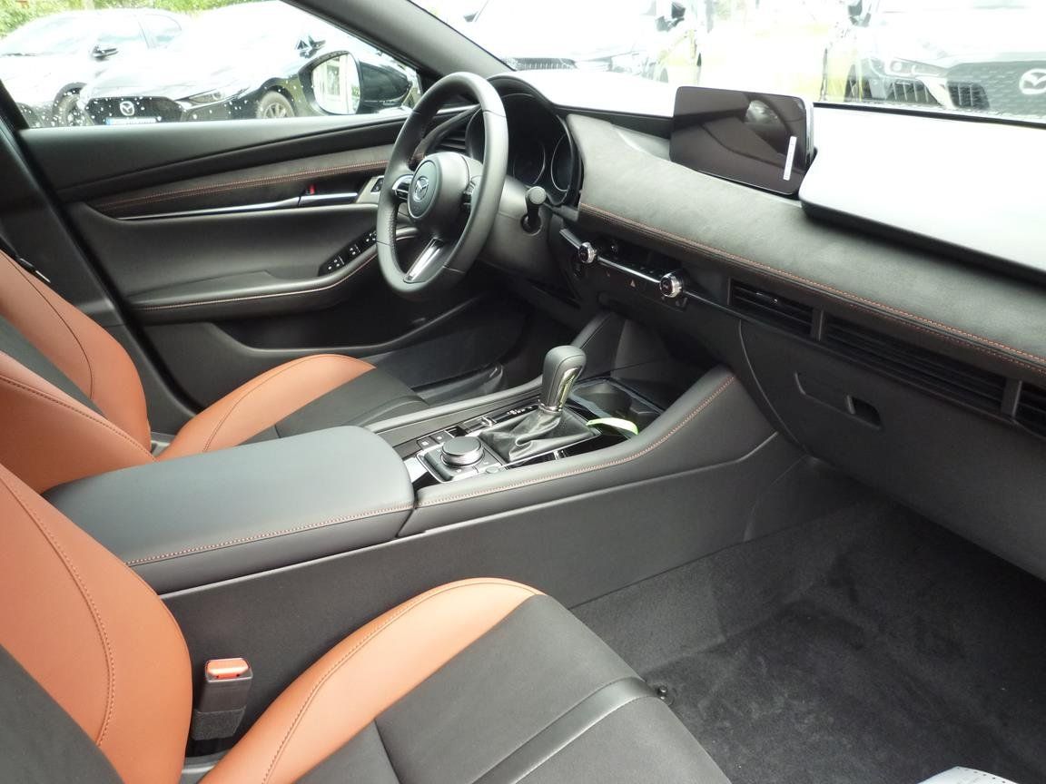 Mazda 3 2.0L e-SKYACTIV X 186 6AT Nagisa