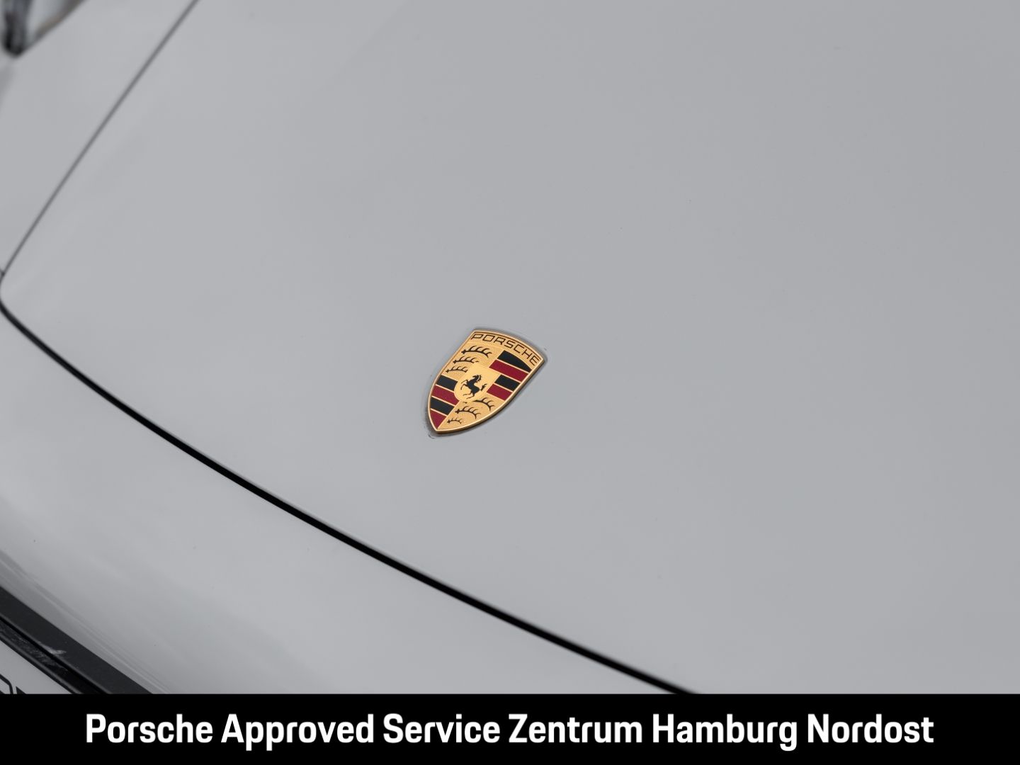 Porsche 992 (911) Carrera 4S Cabriolet Sportabgas BOSE