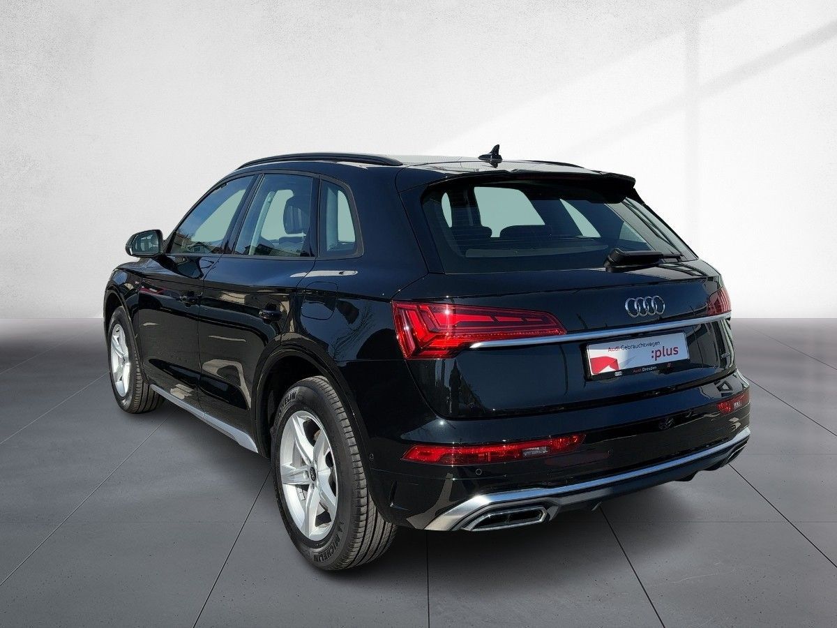 Audi Q5 TFSIe S line 55 quattro S tronic AHZV Head-up