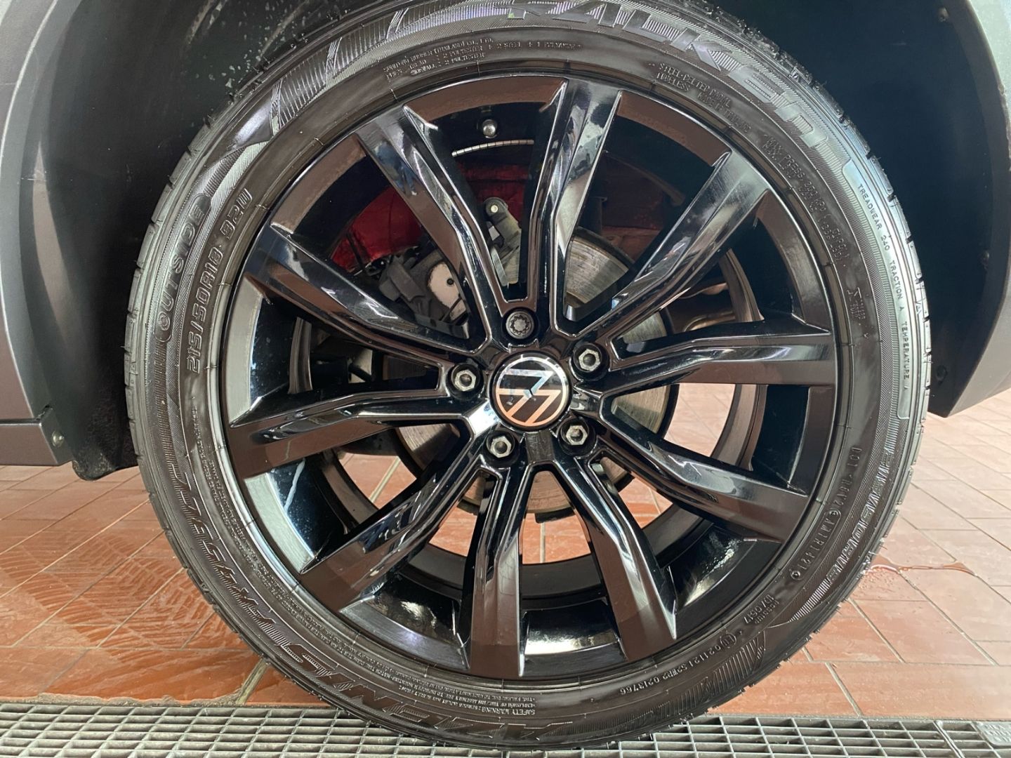 Volkswagen T-Roc 1.5 TSI DSG Style Black - Samsaru's Car Outlet