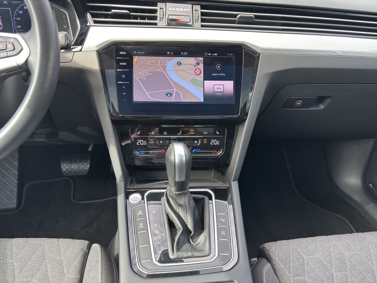 Volkswagen Passat Var. R Line - Samsaru's Car Outlet