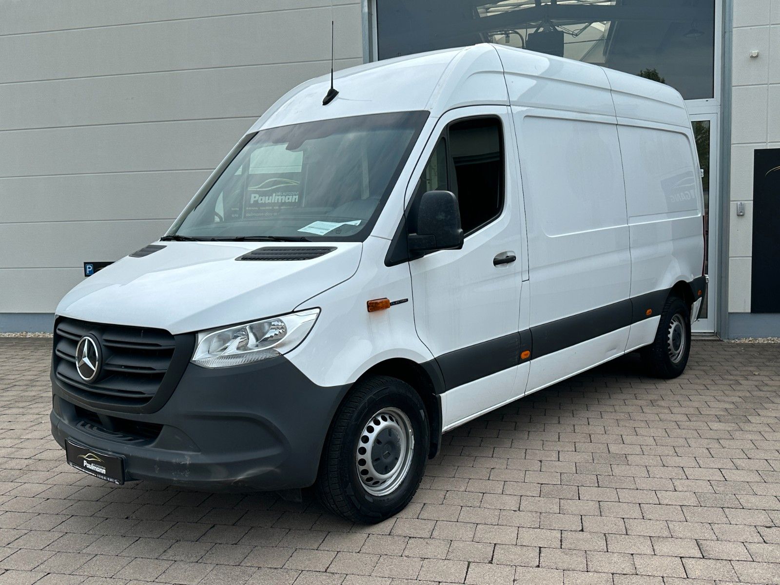 Mercedes-Benz eSprinter III - Samsaru's Car Outlet