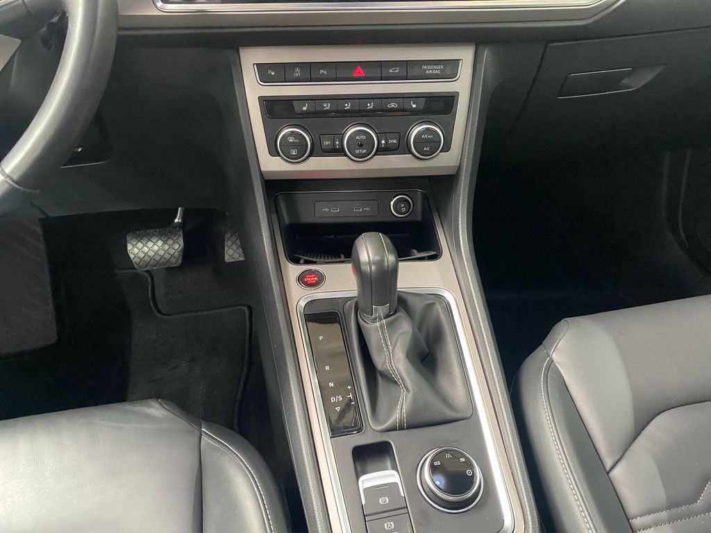 Seat Ateca 1.5 TSI Xperience DSG AHK+Leder+LED