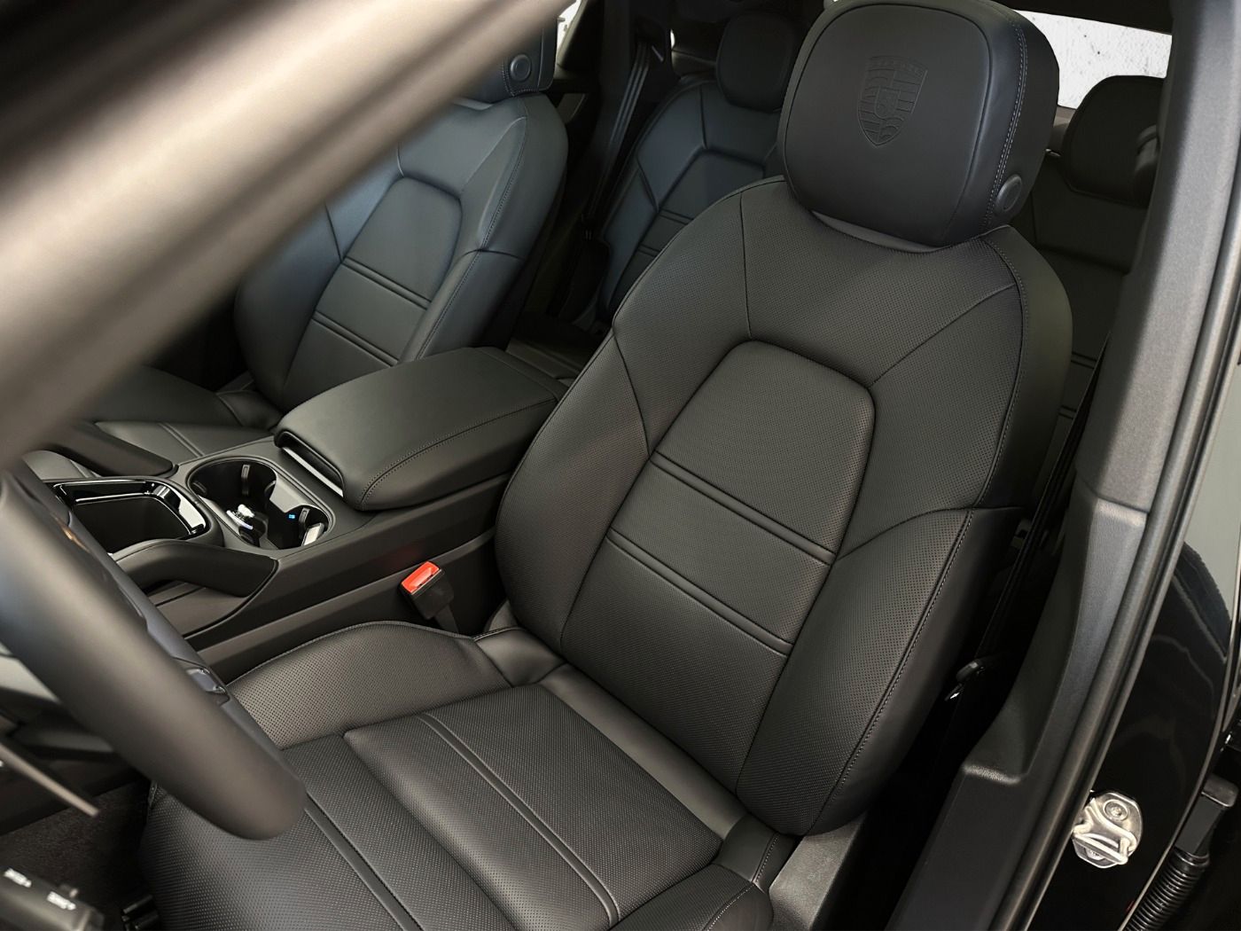 Porsche Cayenne S E-Hybrid Coupé AHK PANO BOSE