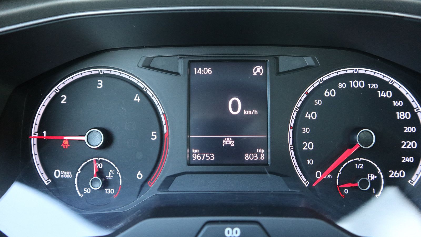 Volkswagen T-Roc Style 2.0 TDI - Samsaru's Car Outlet
