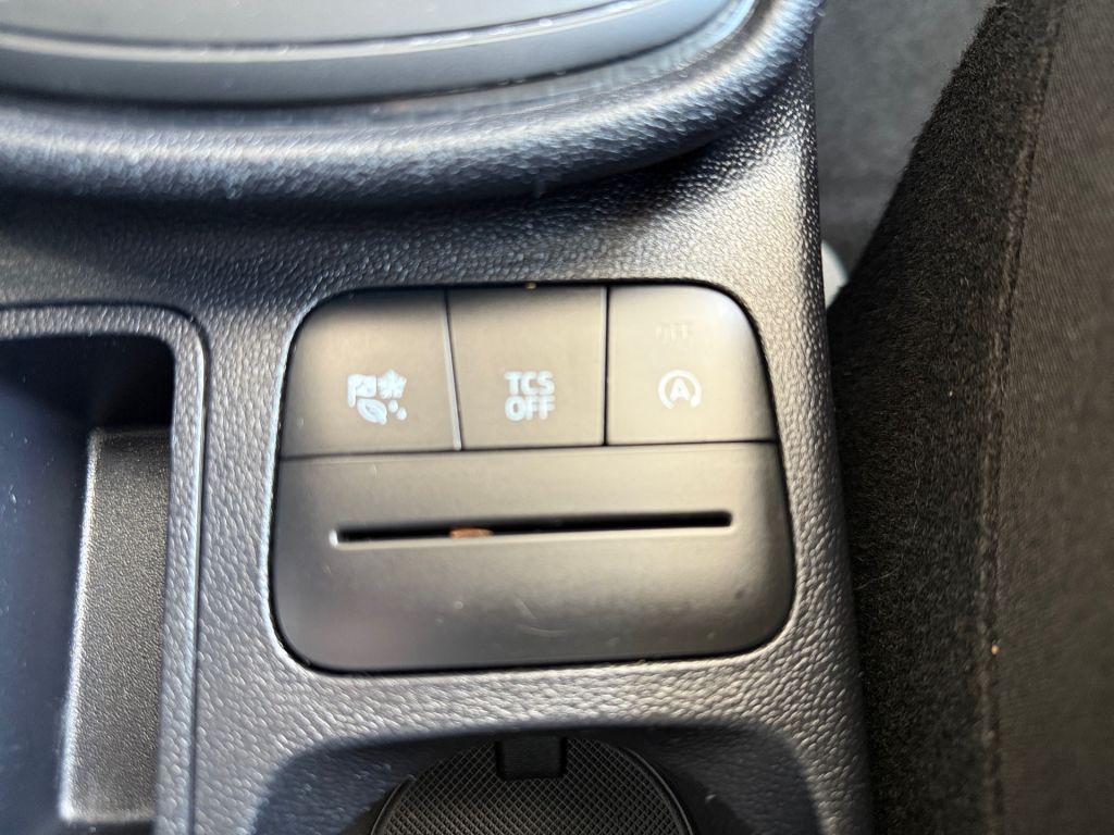 Ford Fiesta 1.0 EcoBoost Hybrid S&S Aut. ACTIVE" → "Ford Fiesta 1.0 EcoBoost Hybrid ACTIVE - Samsaru's Car Outlet