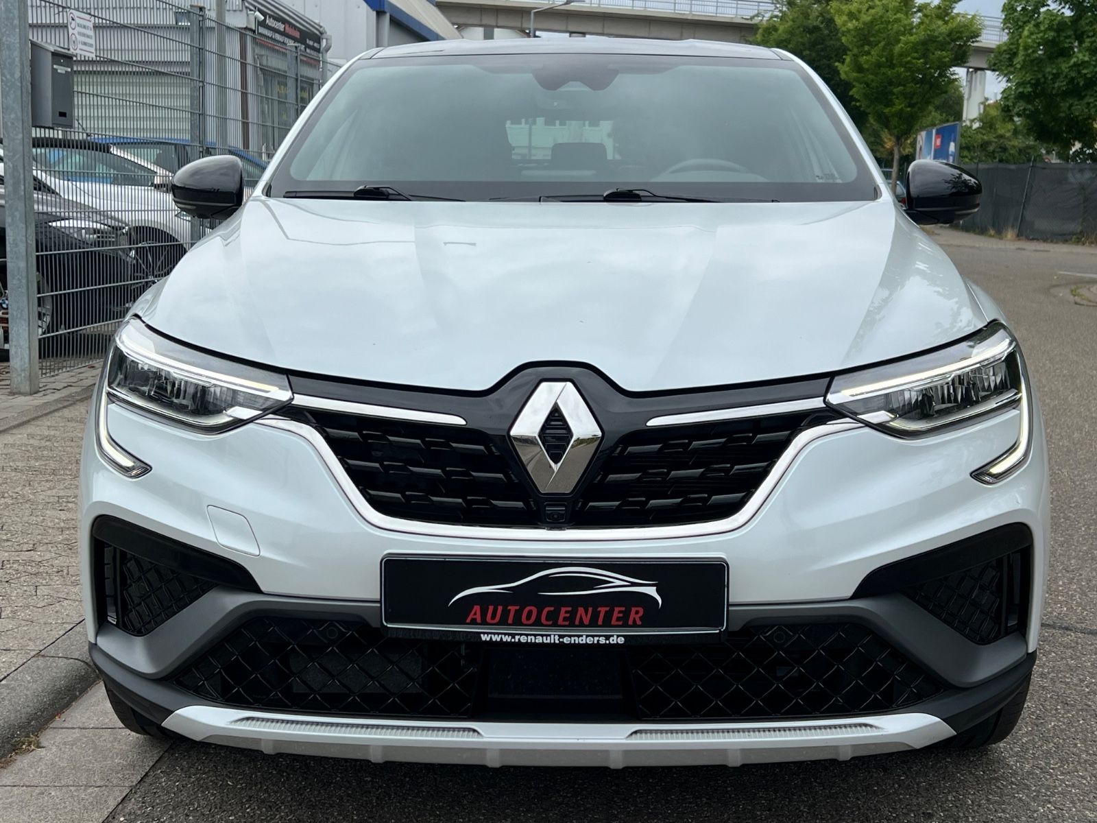 Renault Arkana R.S. Line - Samsaru's Car Outlet