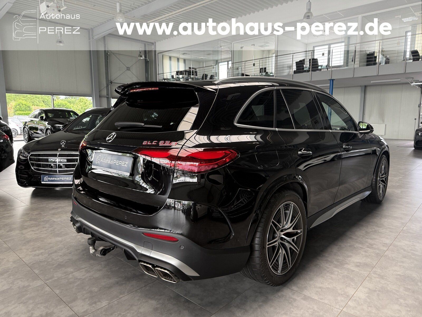 Mercedes-Benz GLC 63 AMG S E PERF 4M PREMIUM+ DISTR- AHK-HUD !