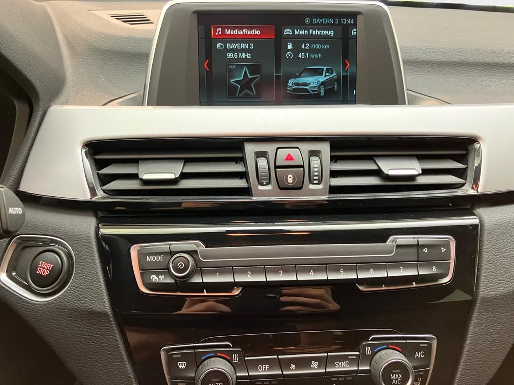 BMW X1 xDrive25e Advantage - Samsaru's Car Outlet