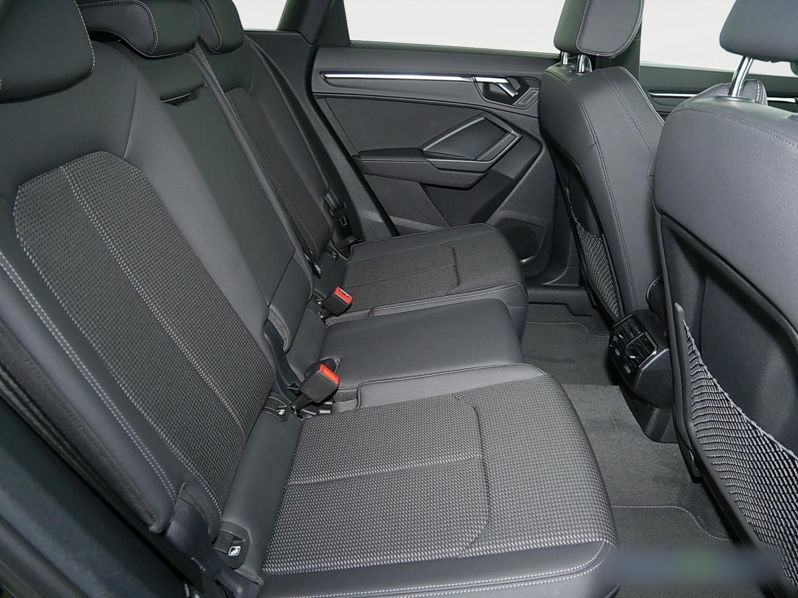 Audi Q3 35 TDI qu S tronic S Line - Samsaru's Car Outlet