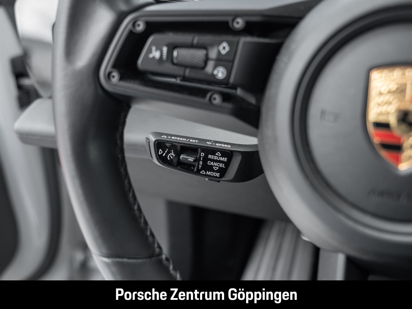Porsche Taycan 4S Cross Turismo Sport Chrono InnoDrive