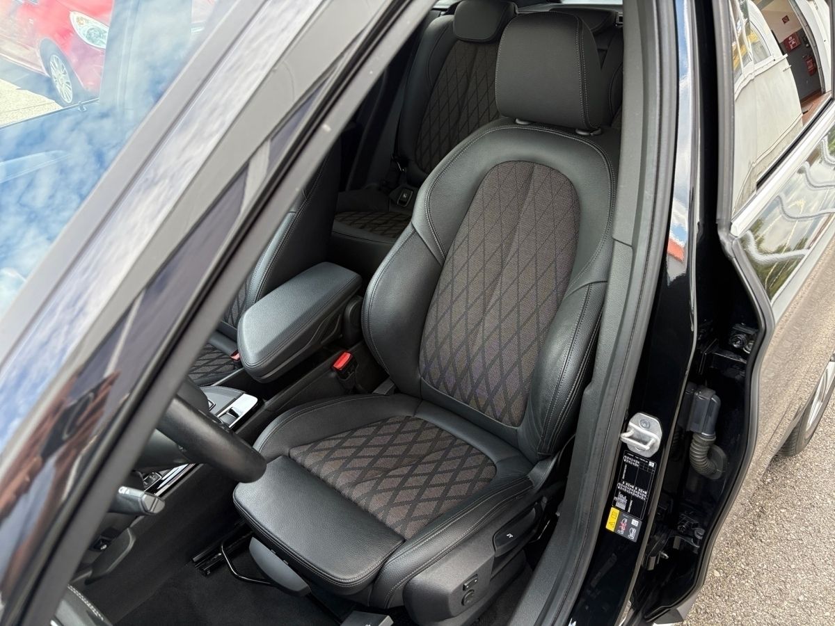 BMW X1 xDrive25e xLine - Samsaru's Car Outlet