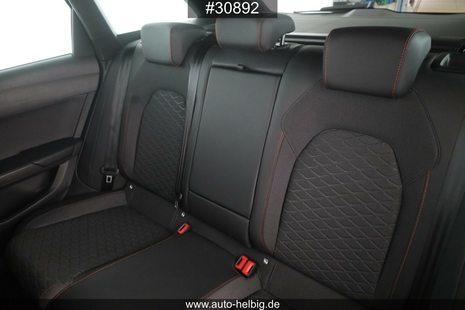 Seat Leon Sportstourer 2.0 TDI FR #AHK#Virtual#ACC#
