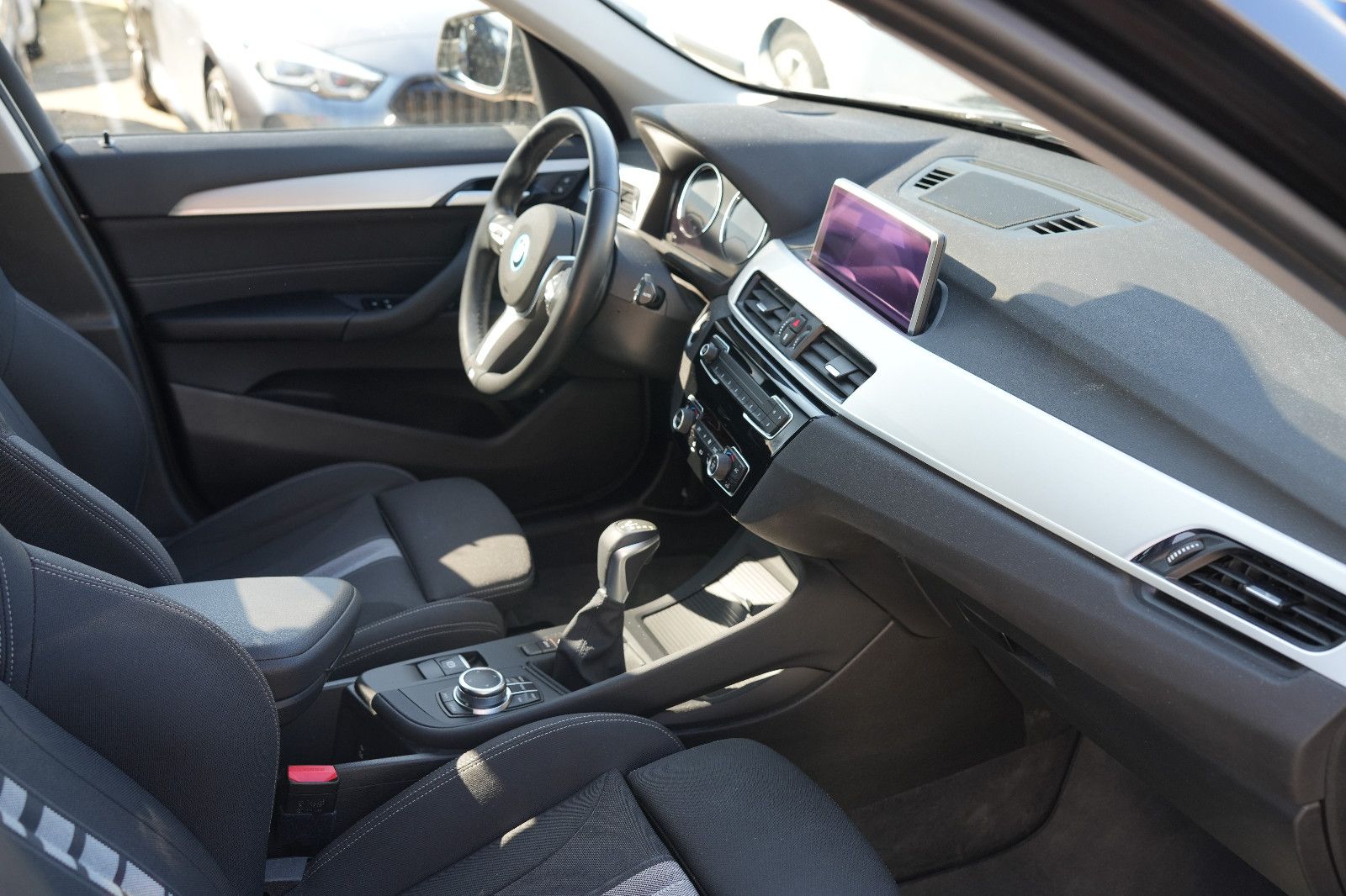 BMW X1 25e xDrive Advantage - Samsaru's Car Outlet