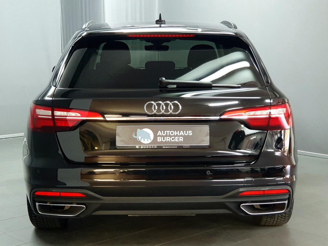 Audi A4 Avant 35TFSI S tronic - Samsaru's Car Outlet