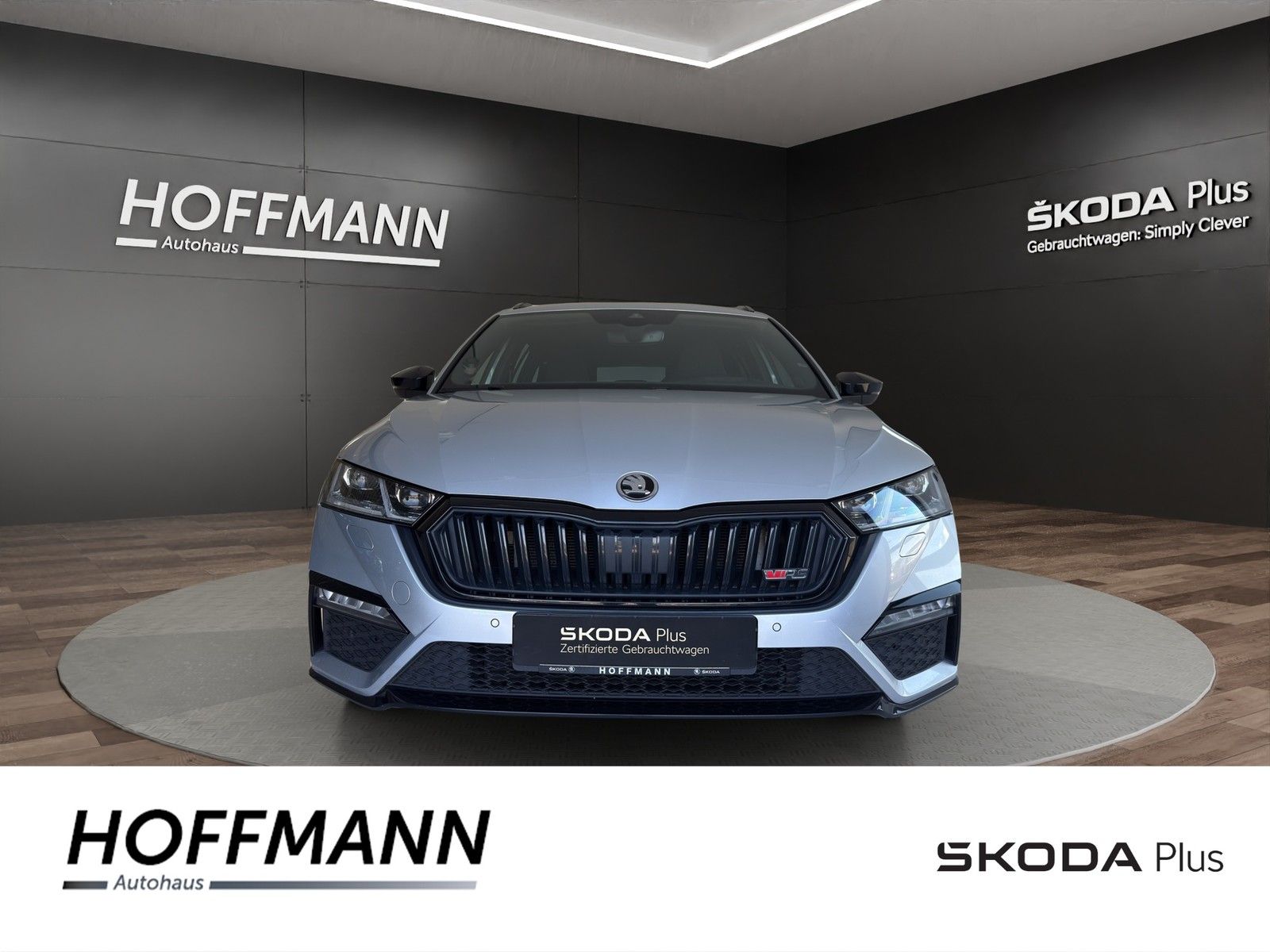 Skoda Octavia Combi 2.0 TDI RS - Samsaru's Car Outlet