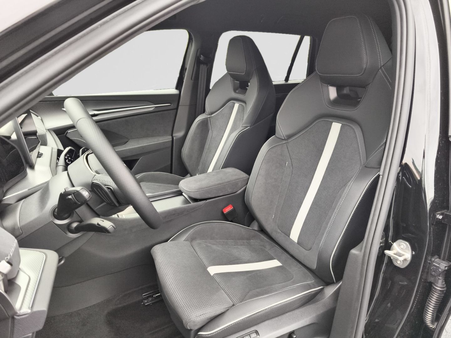 Skoda Kodiaq 1.5 TSI iV Sportline AHK 47.490.bei Inzah
