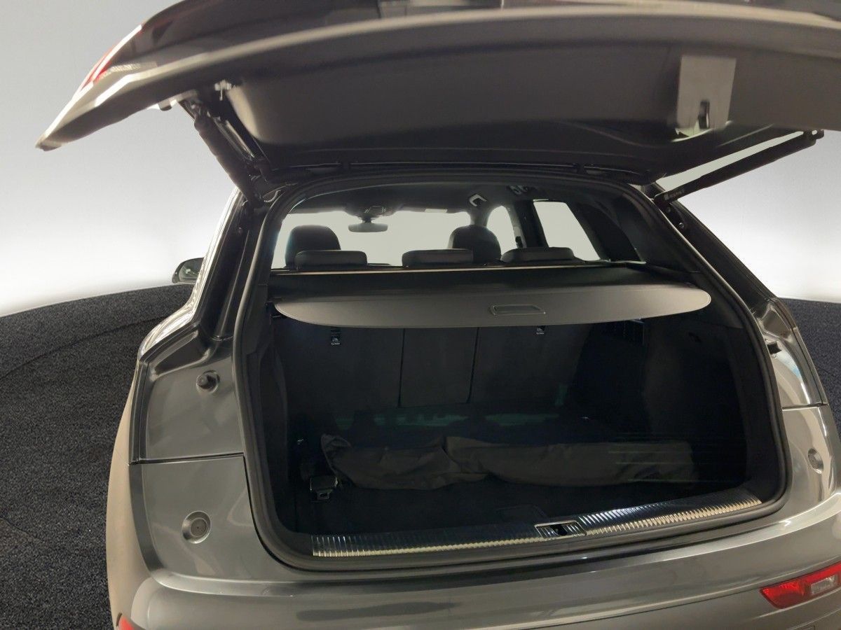 Audi Q5 S line 40 TDI qu. S tr. AHK RFK PDC MATRIX