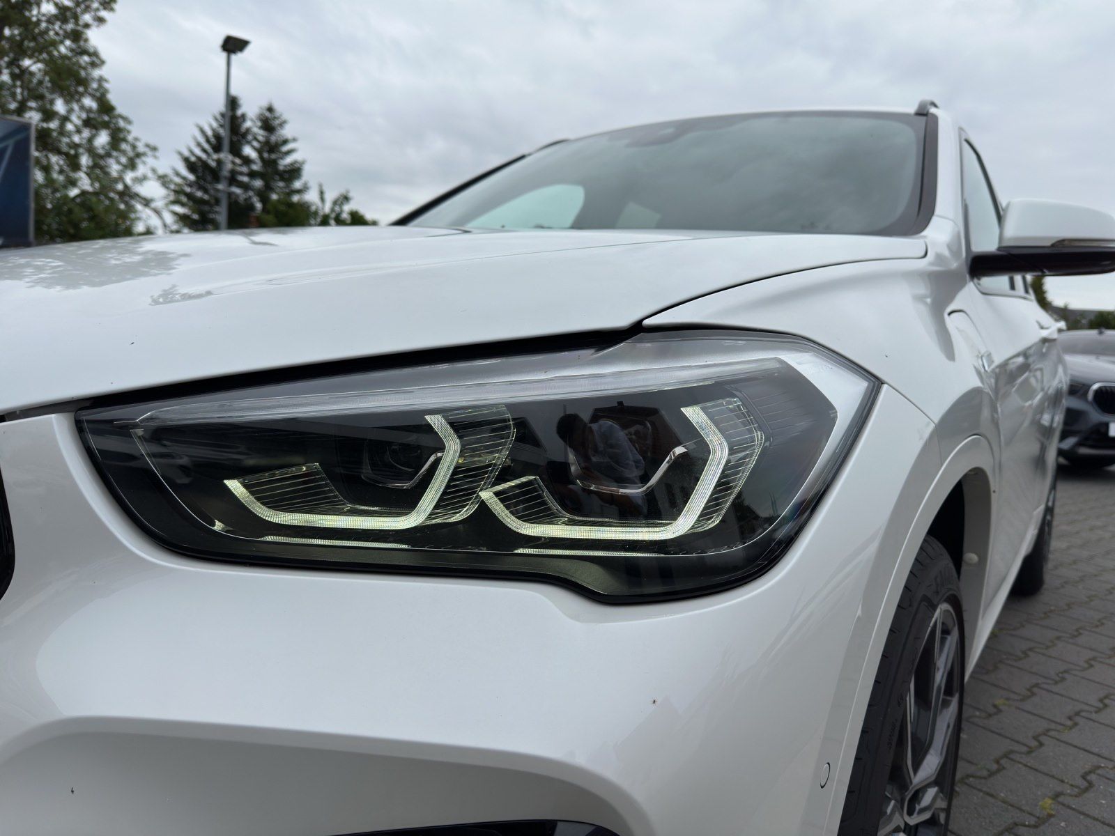 BMW X1 xDrive25e M Sport - Samsaru's Car Outlet