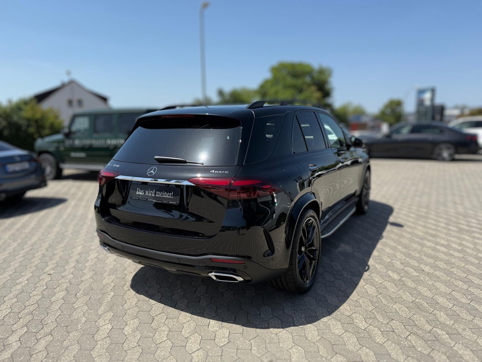 Mercedes-Benz GLE 450 4M AHK/Distr/Pano/Airma/HedUp/22"/Burmes