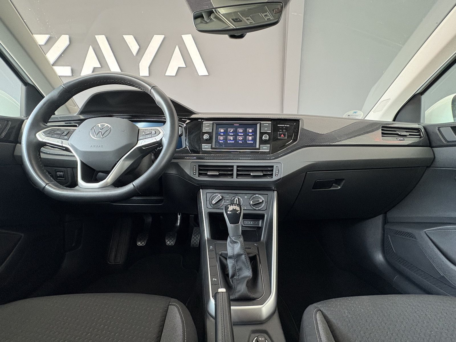 Volkswagen Taigo 1.0 TSI Life - Samsaru's Car Outlet