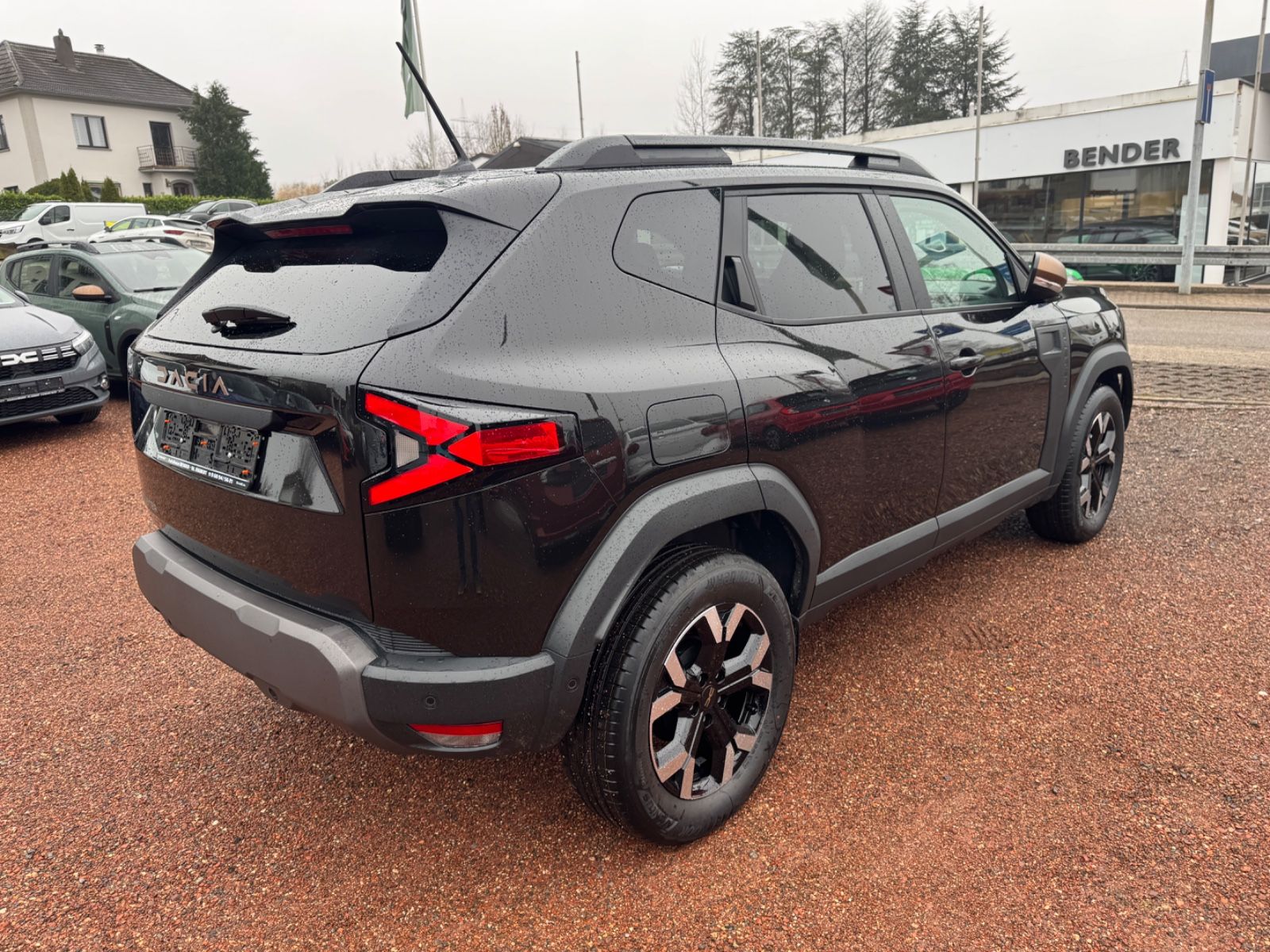 Dacia Neuer Duster Extreme TCE 130 - Samsaru's Car Outlet