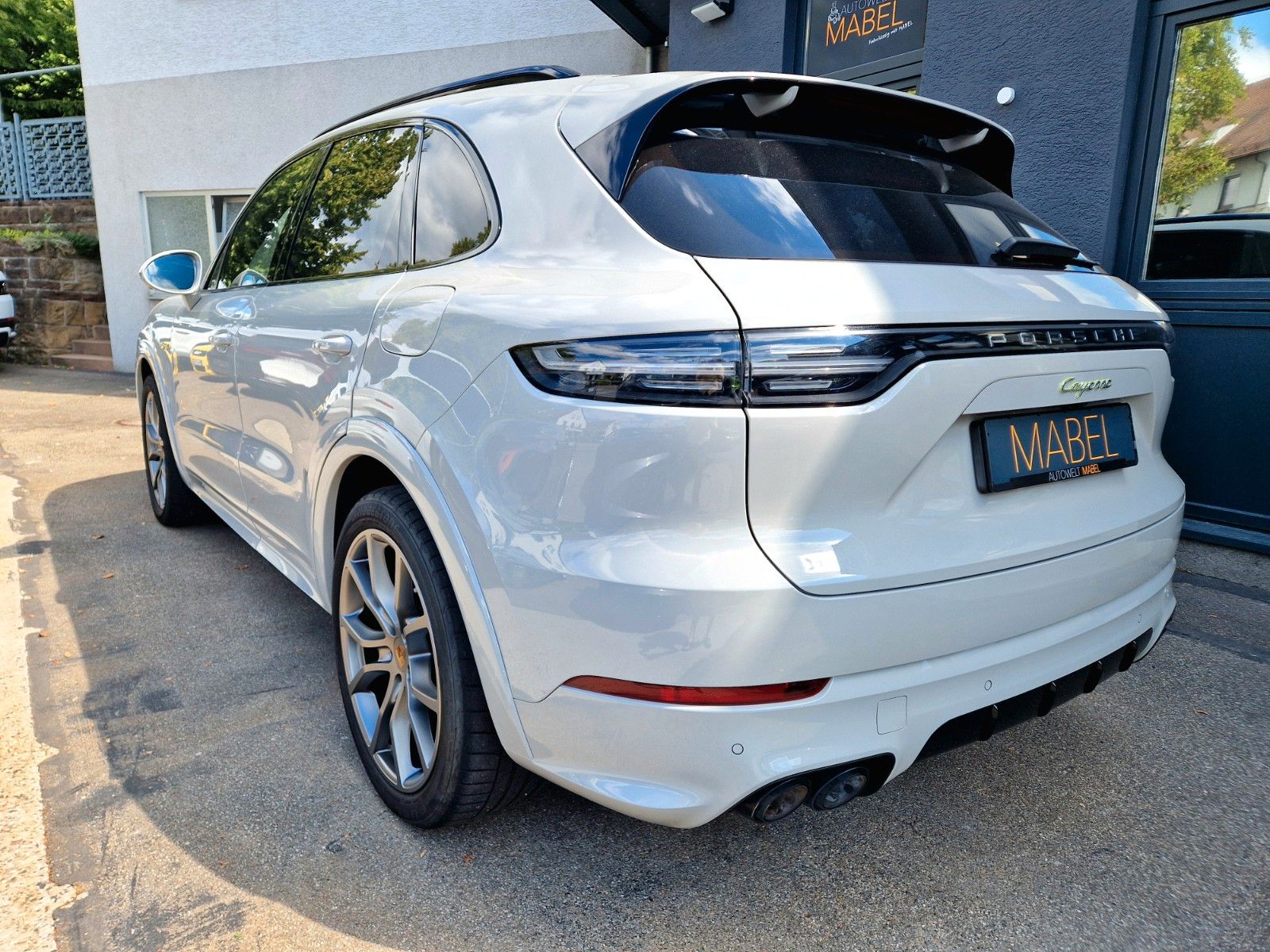 Porsche Cayenne E-Hybrid +SPORTABGAS+PANO+HUD+MEMORY+