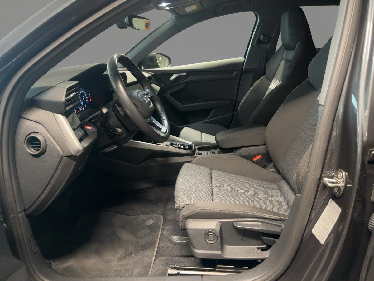 Audi A3 Sportback 40 TFSI e advanced S tronic LED Nav