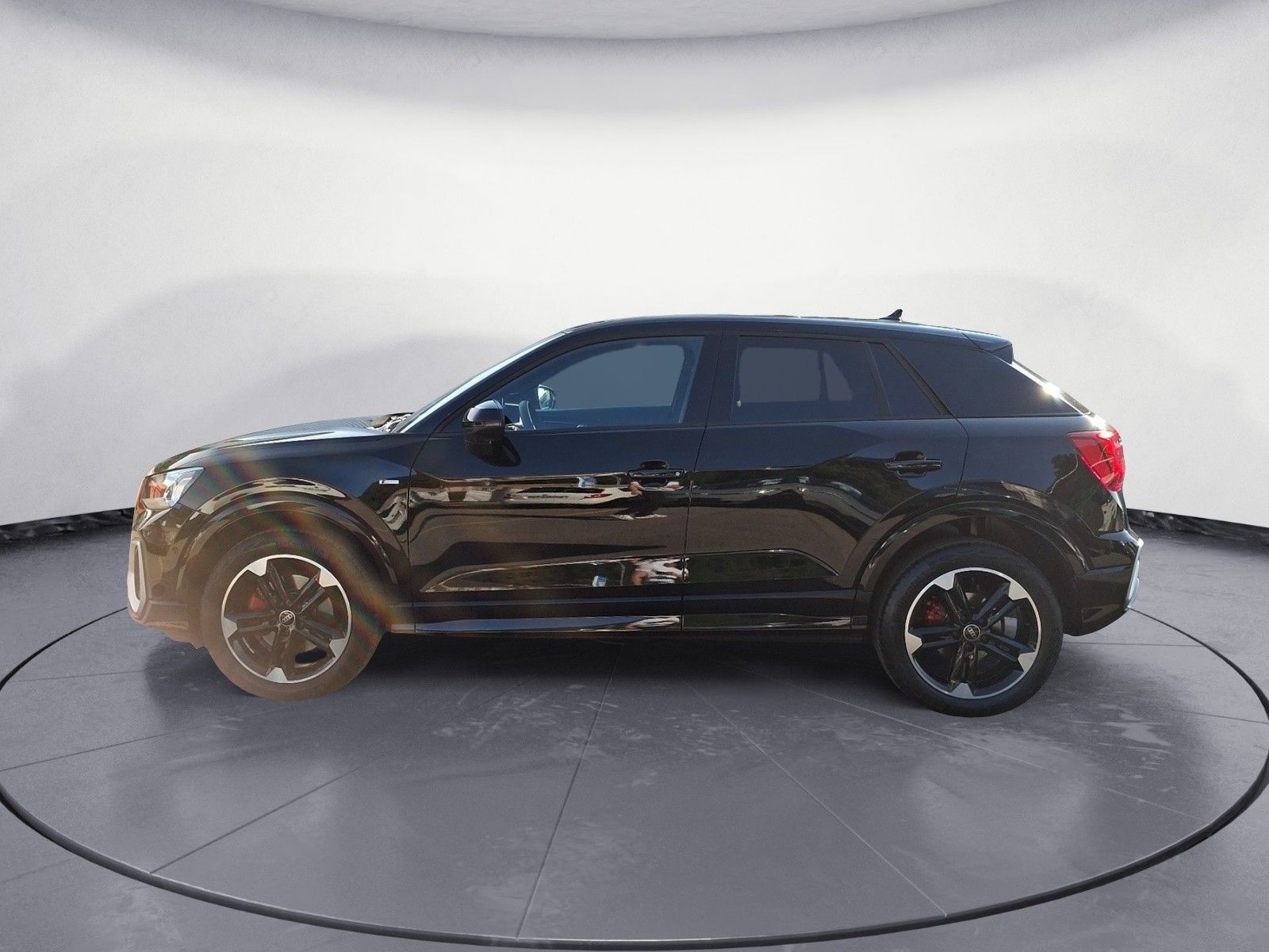 Audi Q2 S line 40 TFSI quattro *AHK* Pano* Sitzheizun