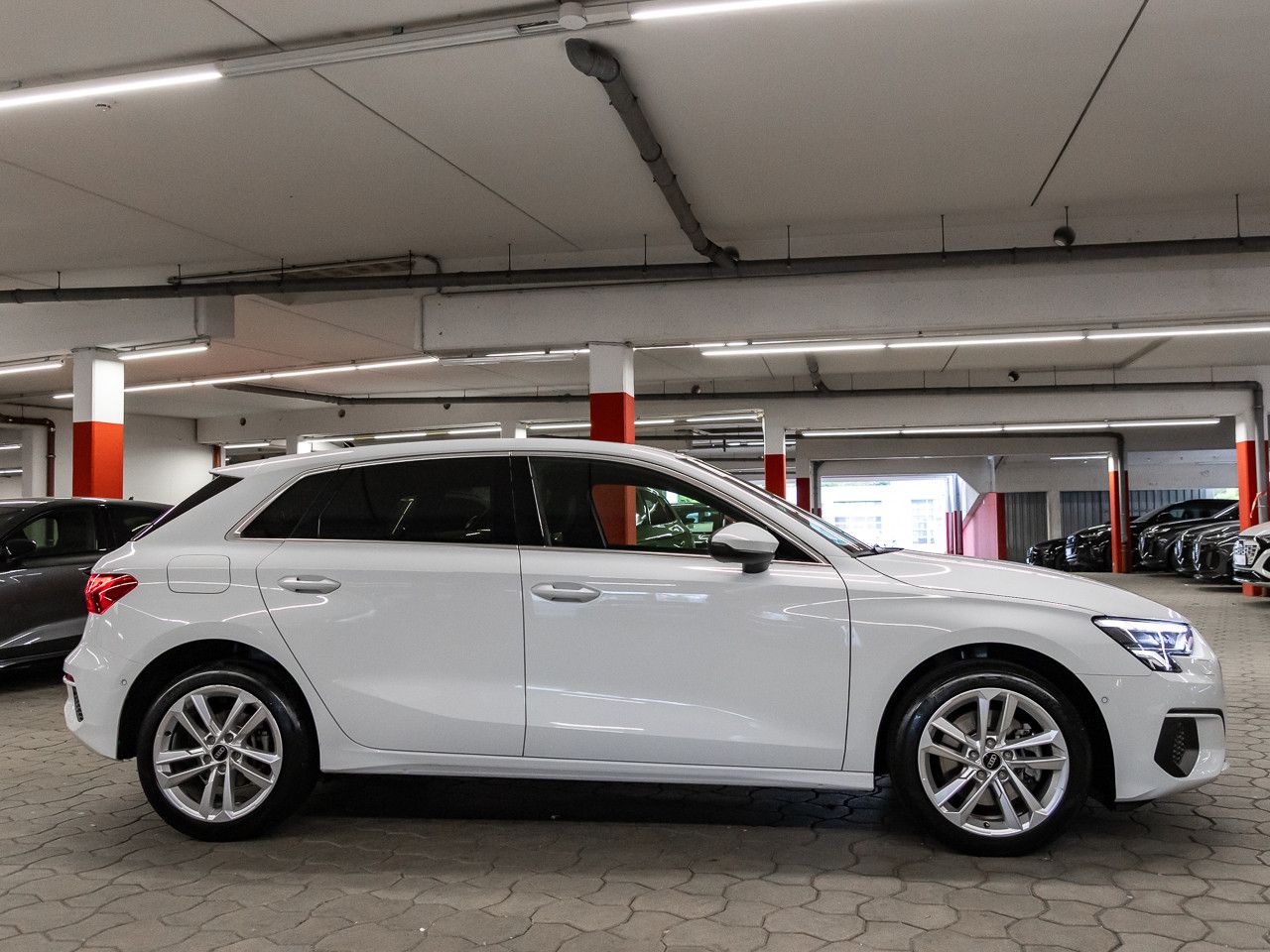 Audi A3 Sportback 40 TFSI e - Samsaru's Car Outlet