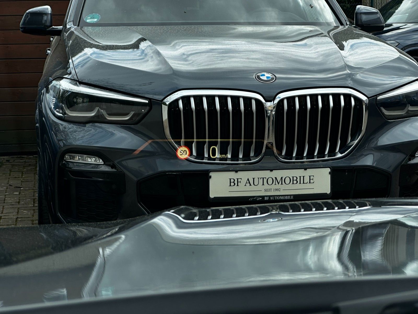 BMW 330d xDrive M Sport PANO*AHK*StandH*H&K*AdapLED