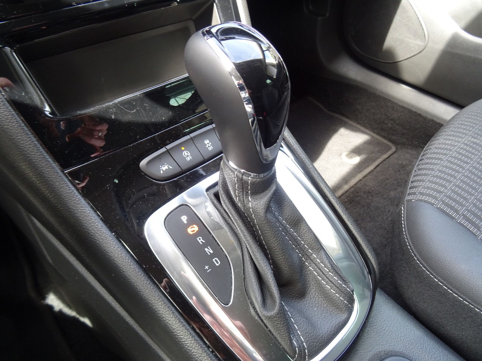 Opel Astra Sports Tourer 1.5 CDTI Elegance - Samsaru's Car Outlet