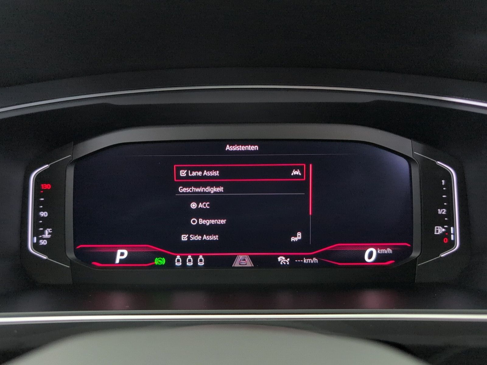Volkswagen Tiguan Allspace R-LINE AHK-schw LEDER 20" 360°