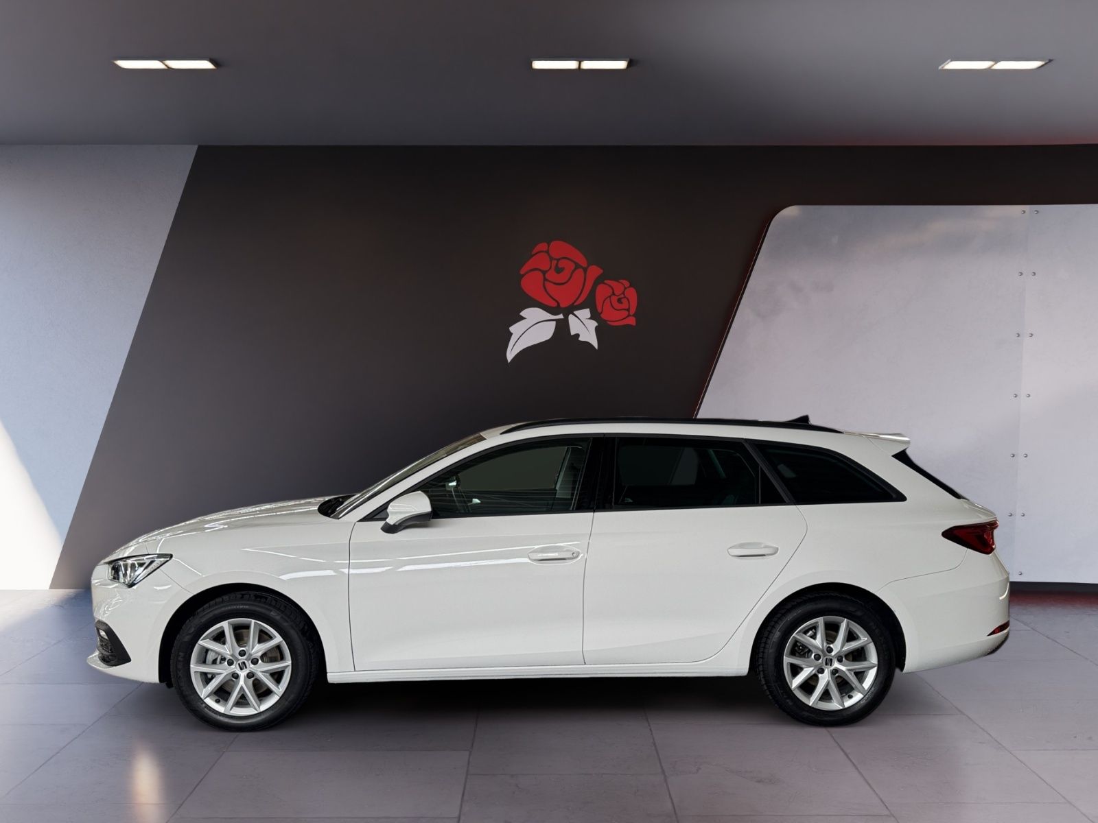 Seat Leon ST 2.0 TDI DSG Style AHK LED Navi