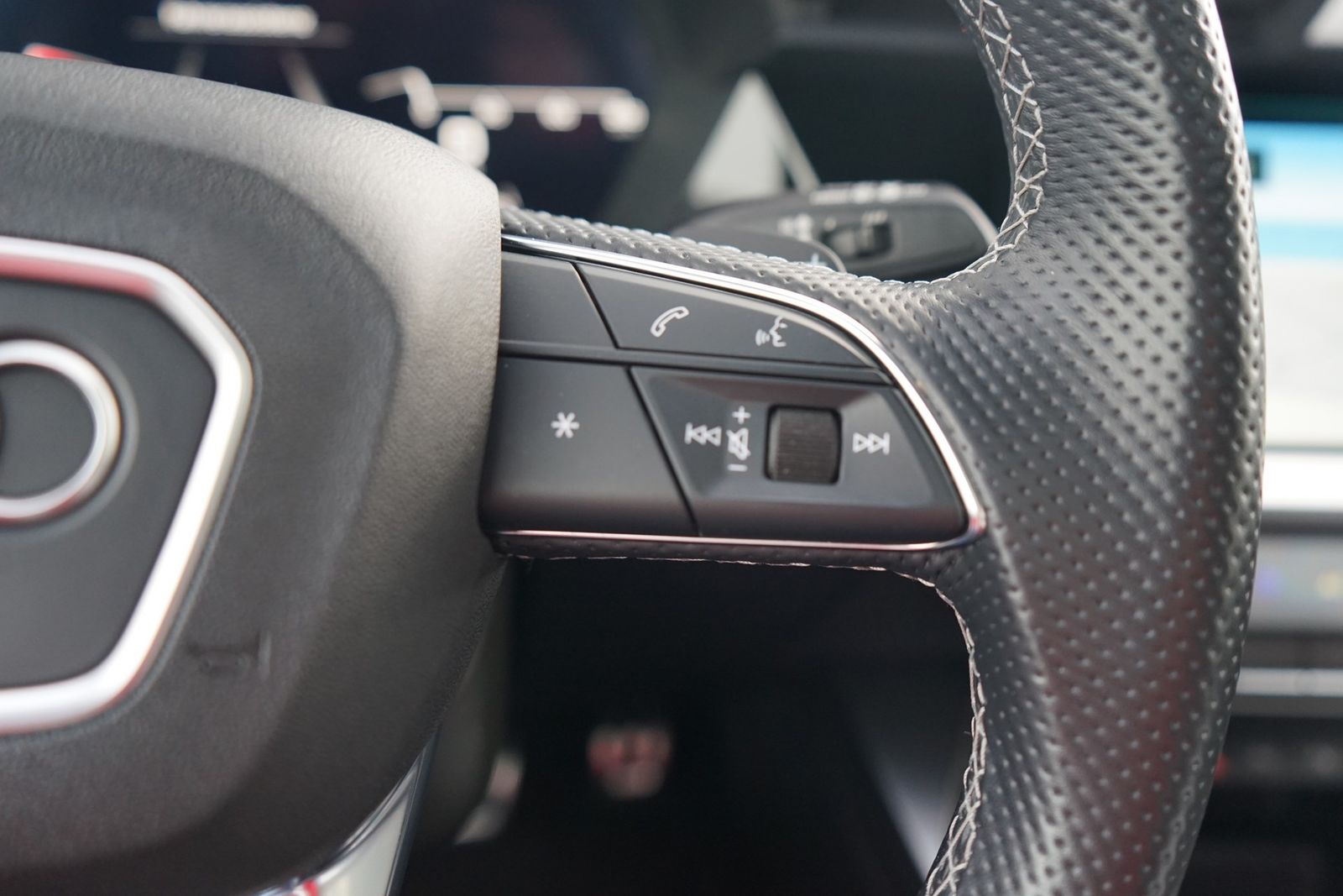 Audi A3 35 TDI Sportback S-Line S-Tronic LED Navi PDC