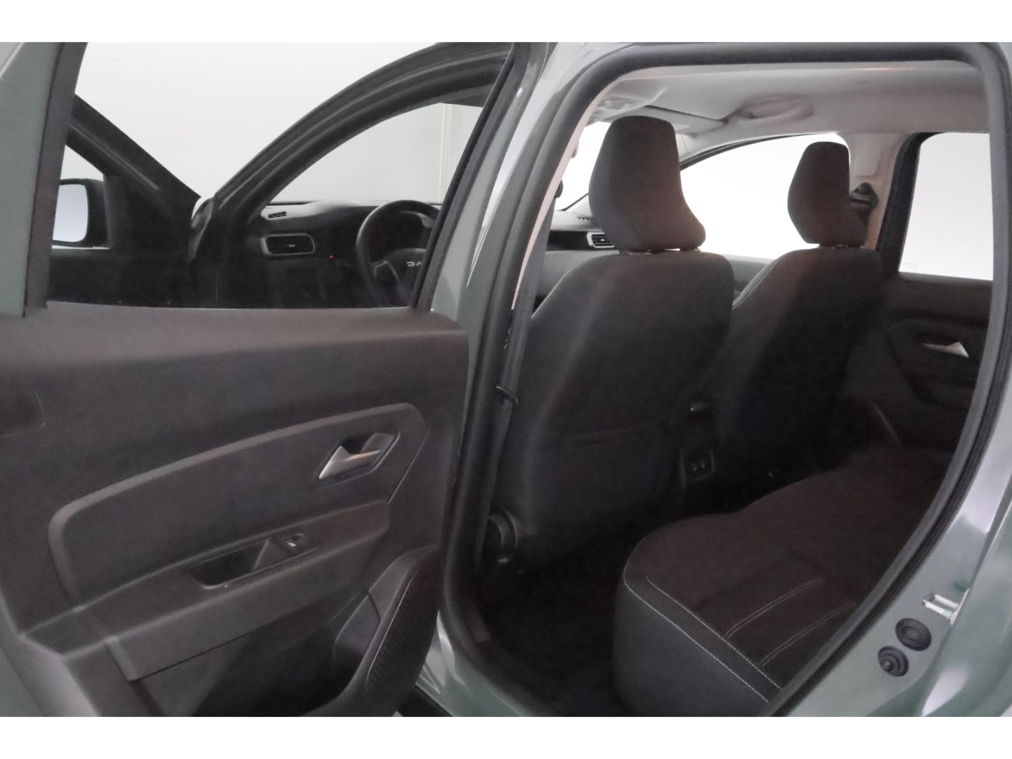 Dacia Duster 1.3TCe Aut.Journey+ - Samsaru's Car Outlet