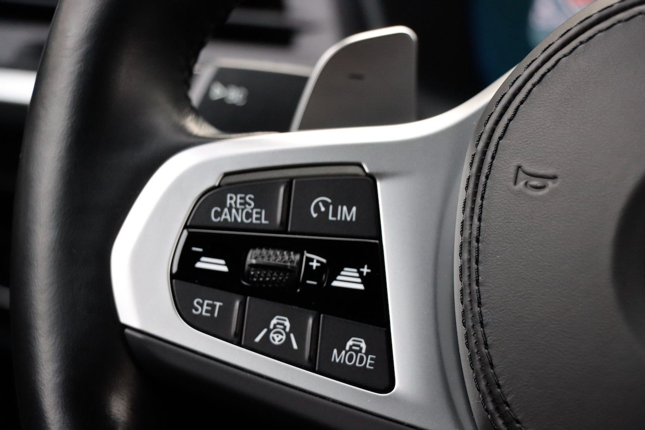 BMW X3 xDr 30d/M-SPORT/21Z/AHK/StHz/INDIVIDUAL/ACC/