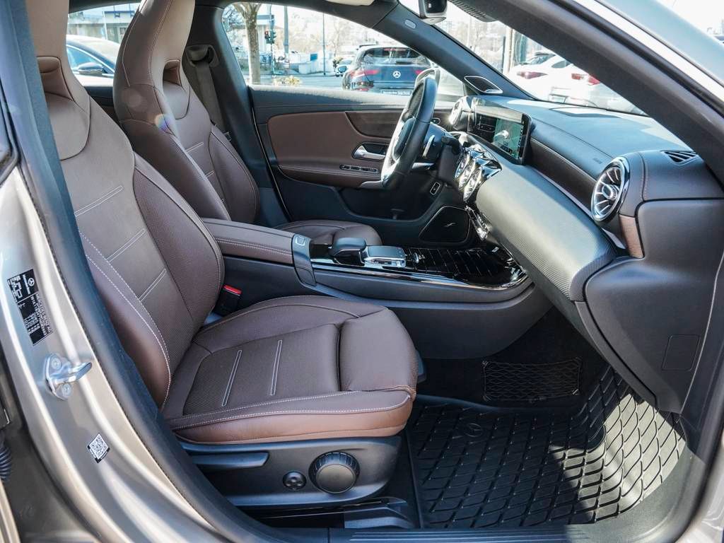 Mercedes-Benz CLA 250 4M COUPE AMG-LINE - Samsaru's Car Outlet