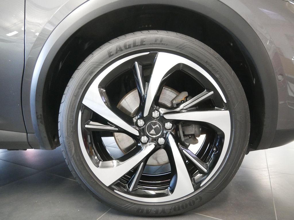 DS Automobiles DS 7 Crossback E-Tense Rivoli 4x4 ACC LED PANO