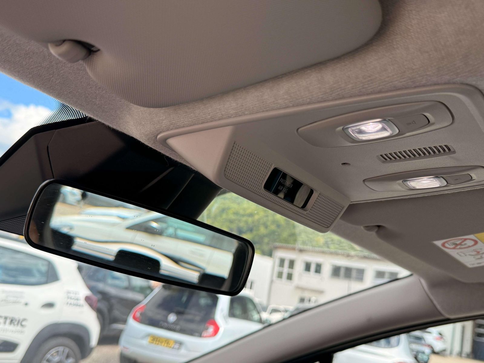 Renault ZOE EXPERIENCE R110 Z.E. 50 - Samsaru's Car Outlet