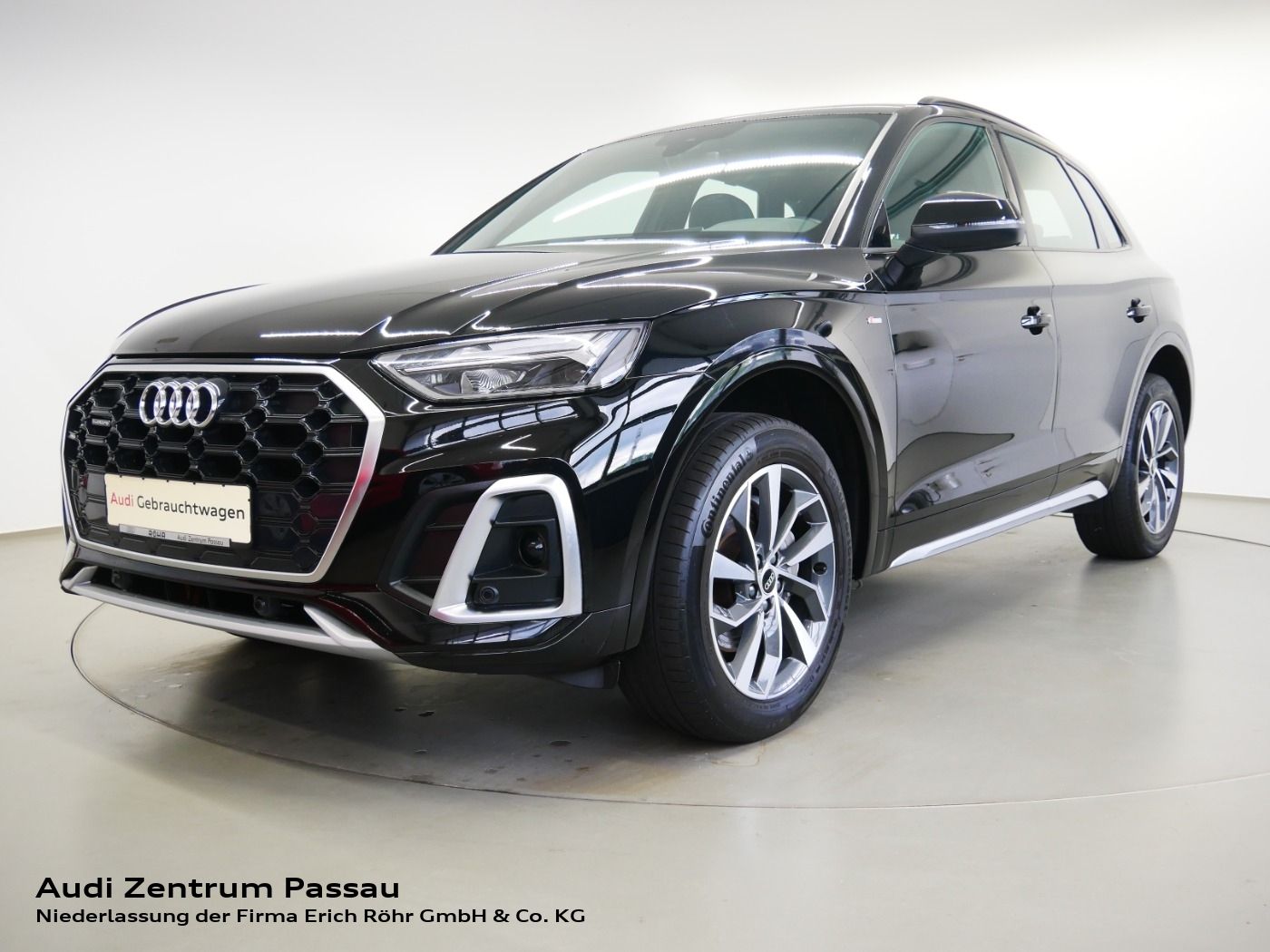 Audi Q5 40 TDI quattro S line - Samsaru's Car Outlet
