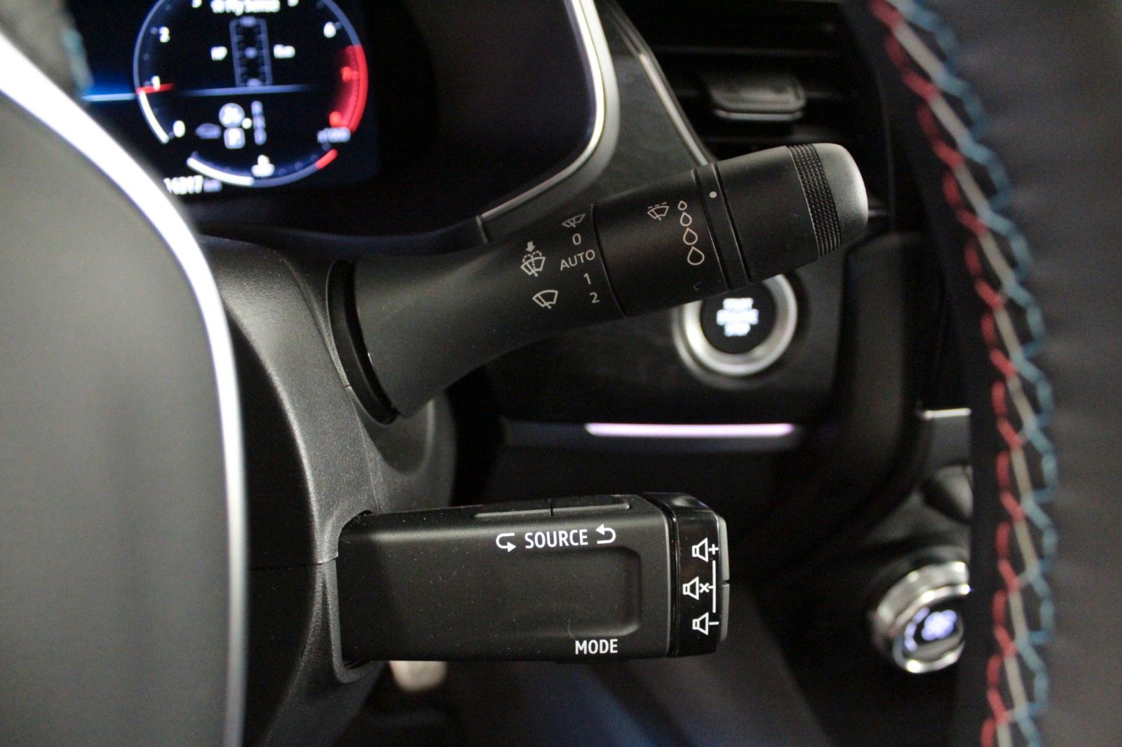 Renault Arkana Mild Hybrid - Samsaru's Car Outlet